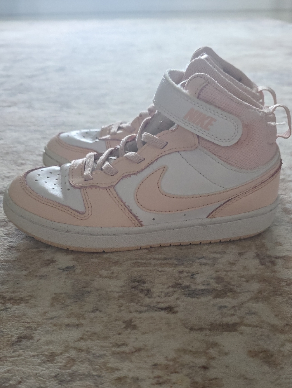 Nike Kids High-Top Sneakers in Pink and White